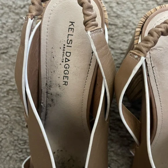 Heels with criss cross toe strap and striped thick heel - Picture 3 of 7